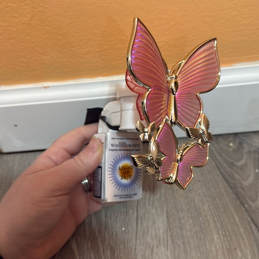 Bath & Body Works butterfly plug in